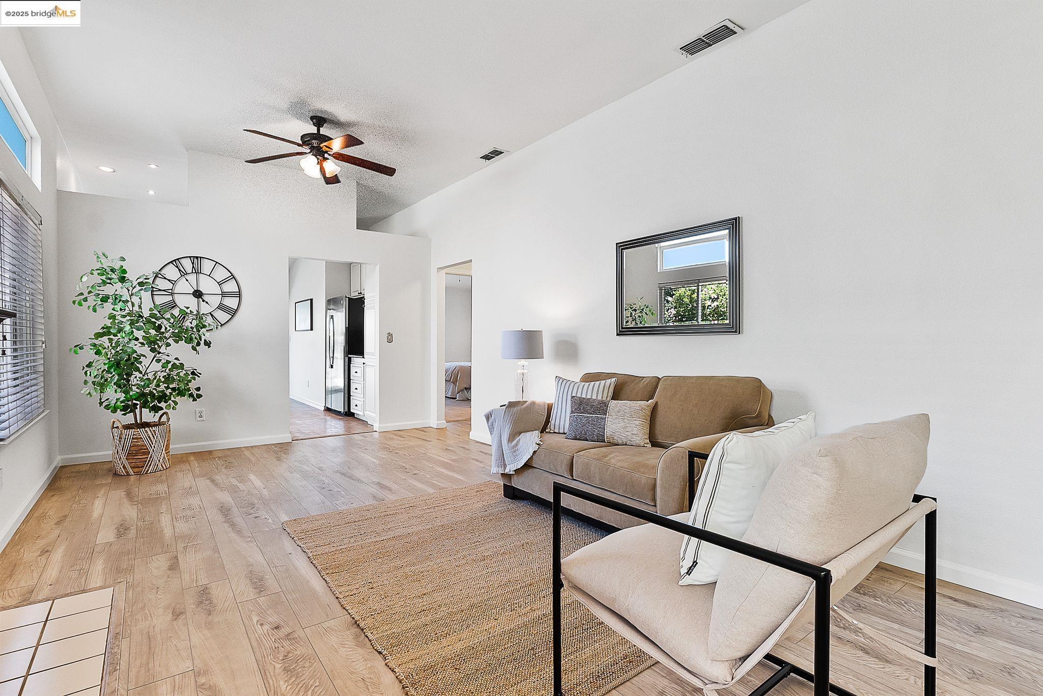 Property Photo:  700 Crossridge Ct  CA 94513 