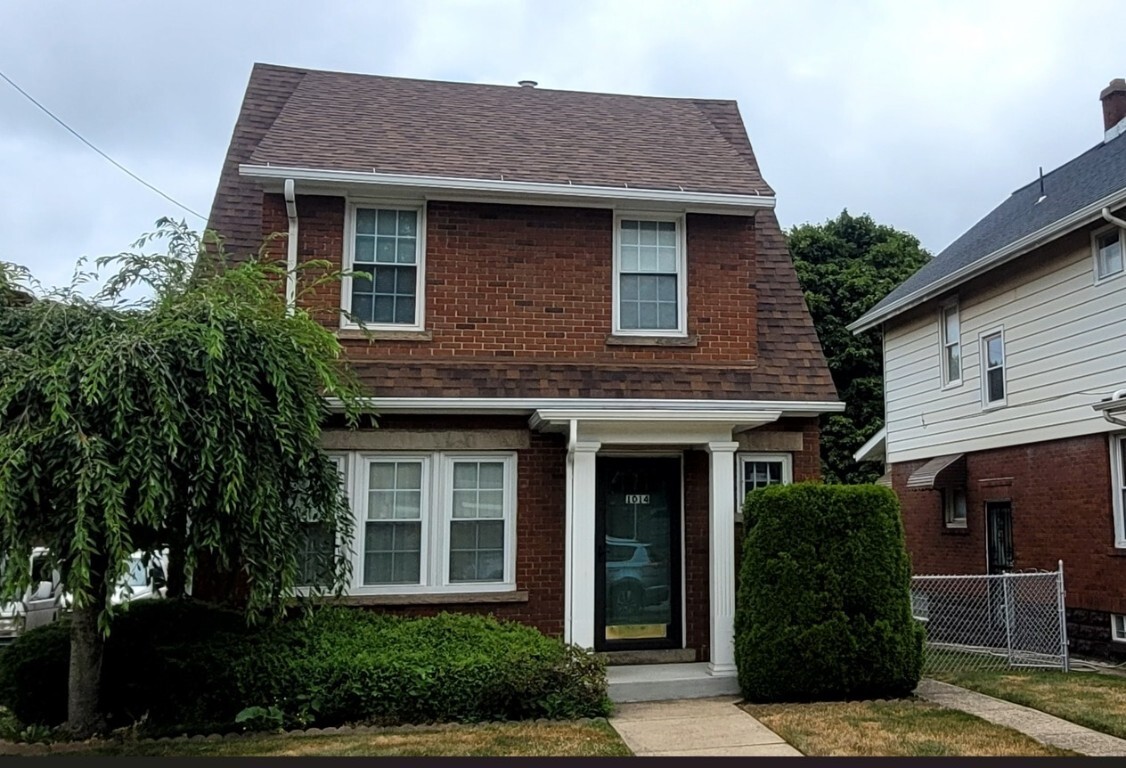 1014 W 25th Street  Erie PA 16502 photo