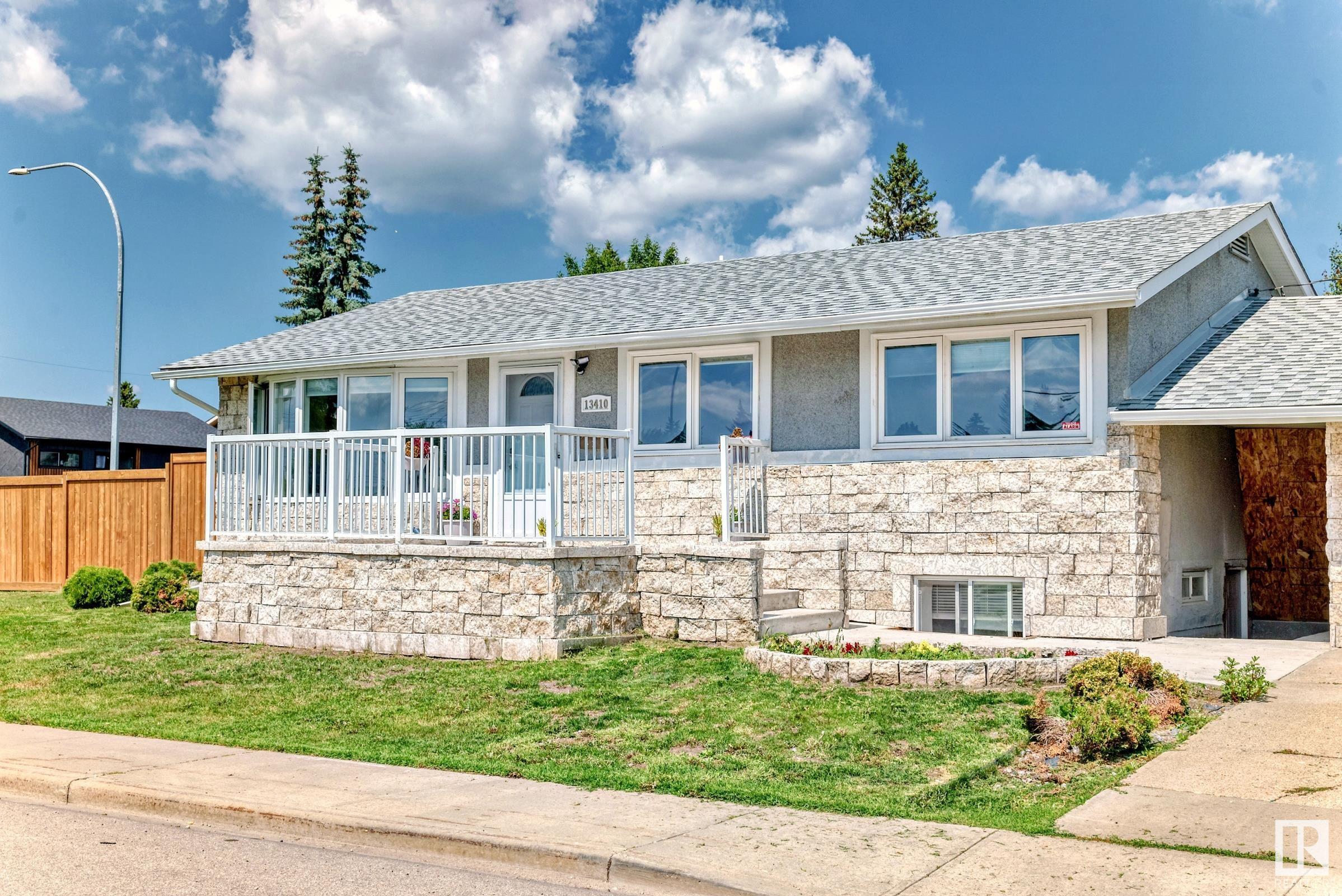 13410 134 Avenue NW  Edmonton AB T5L 3V9 photo