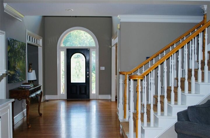Property Photo: 545 Oak Bridge Trail GA 30022