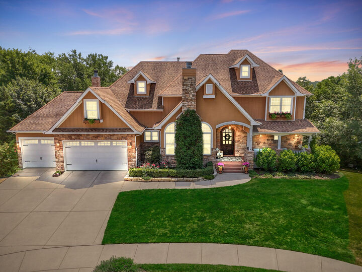 709 Pennock Circle  Crown Point IN 46307 photo