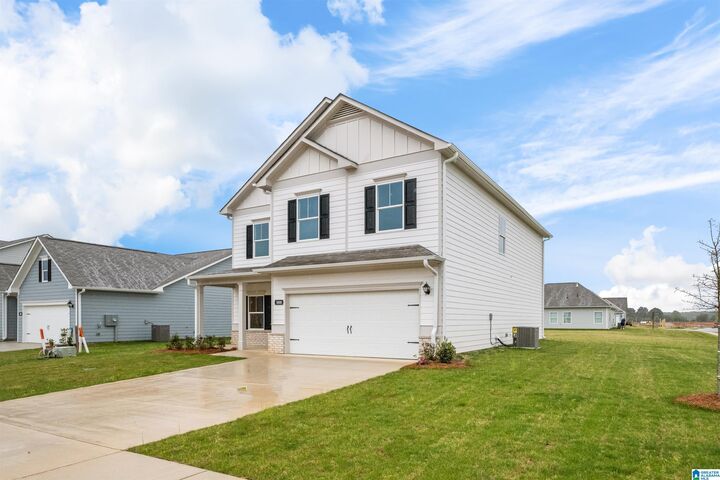 Property Photo: 5492 Headwinds Lane AL 35022