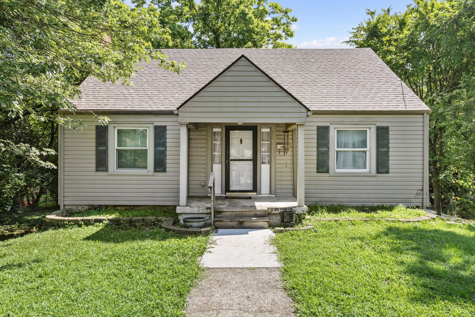 Property Photo:  117 Elkhorn Drive  KY 40601 