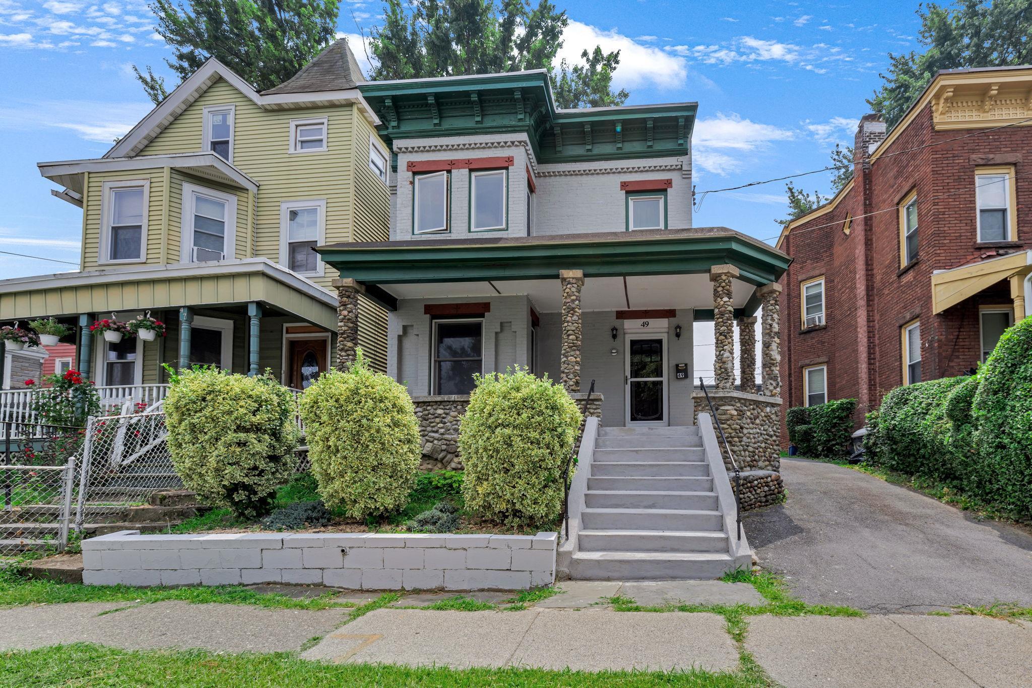 Property Photo: 49 Overlook Place NY 12550