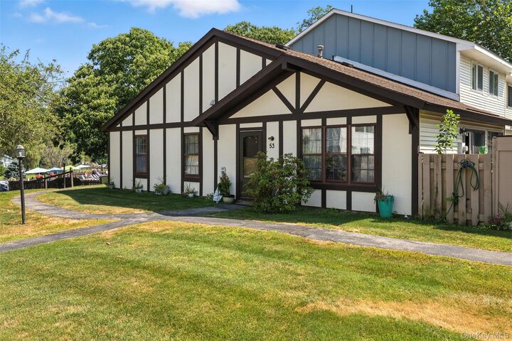 Property Photo: 53 Sunny Brook Circle NY 12528