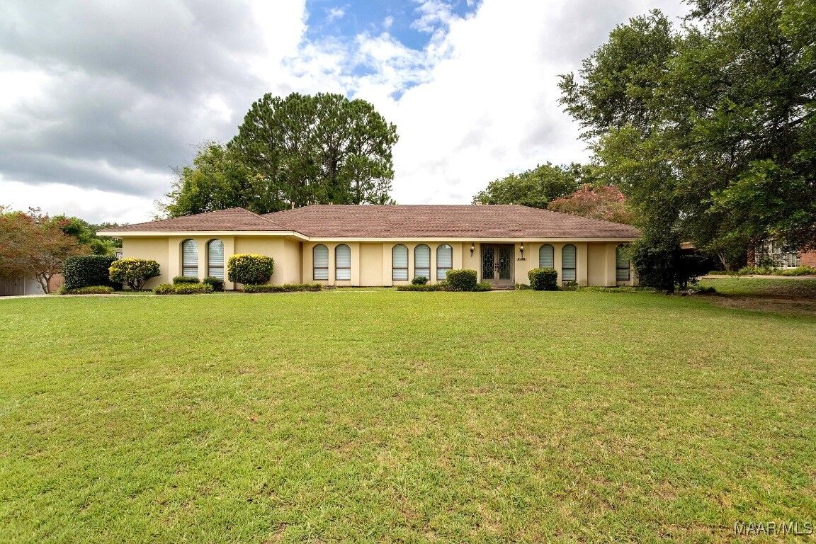 Property Photo:  2168 Bowen Drive  AL 36106 