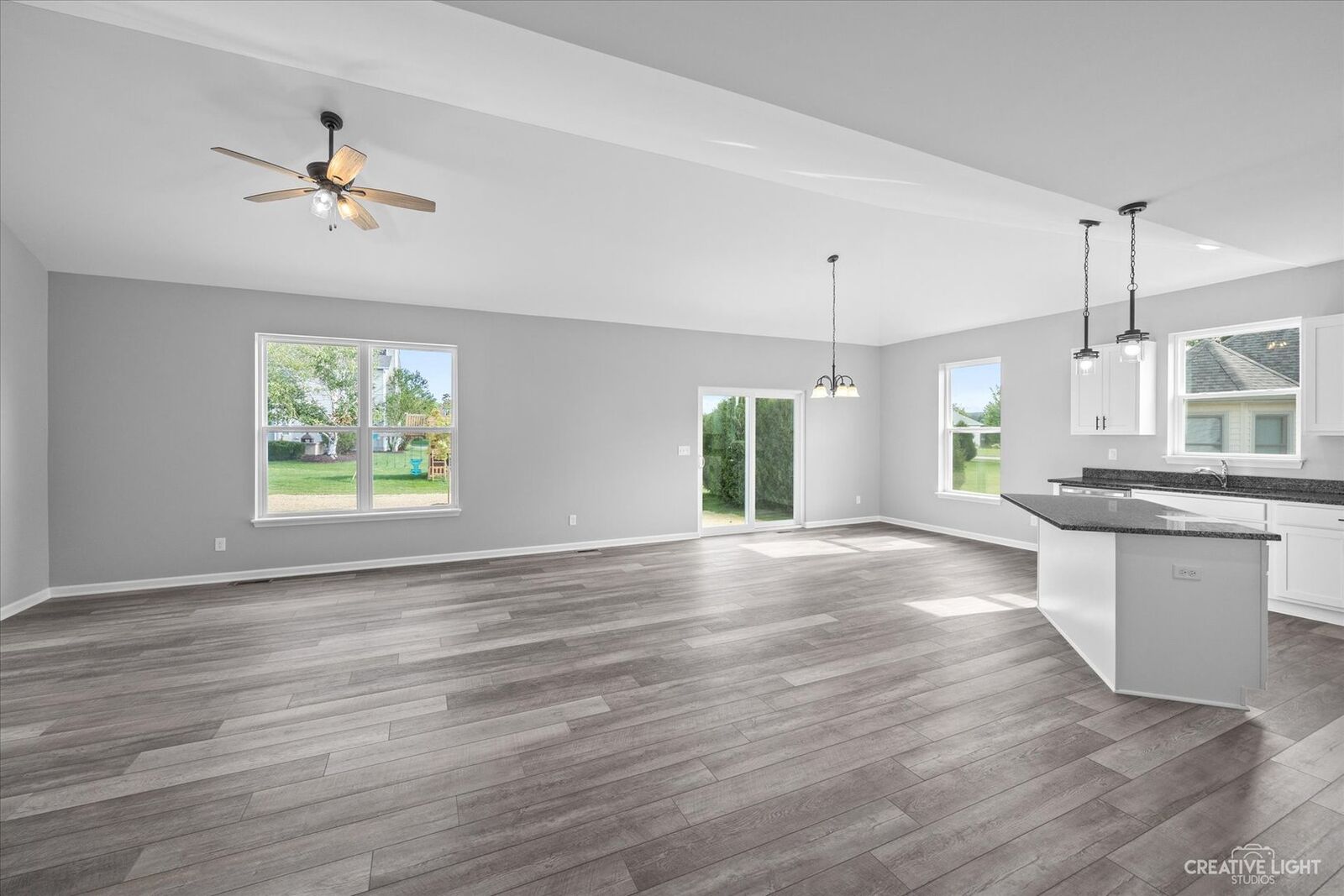 Property Photo: 3323 Comstock Avenue IL 60115