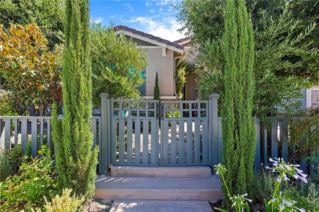 Property Photo:  30210 Old Corral Circle  CA 92584 