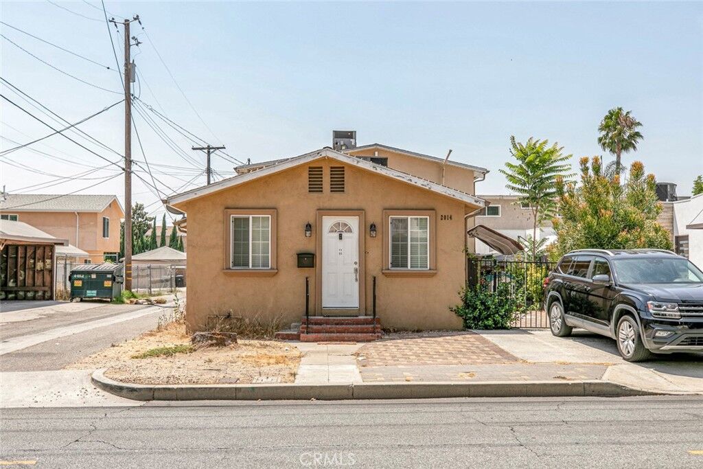 Property Photo:  2014 Peyton Avenue  CA 91504 