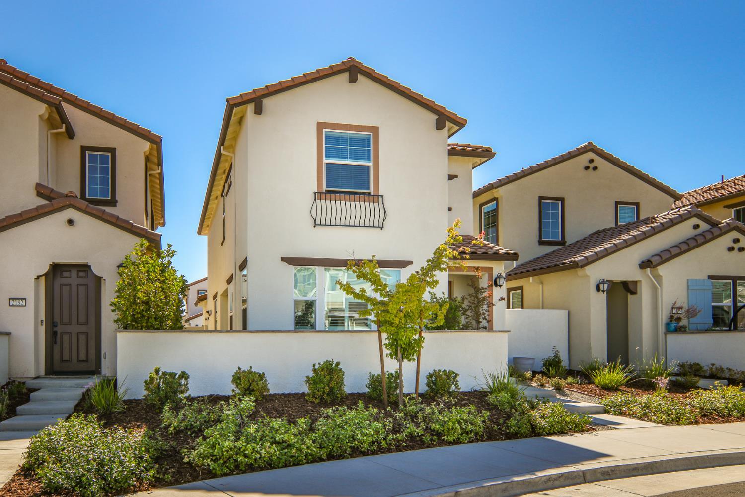 Property Photo:  2184 Terrawood Street  CA 95747 