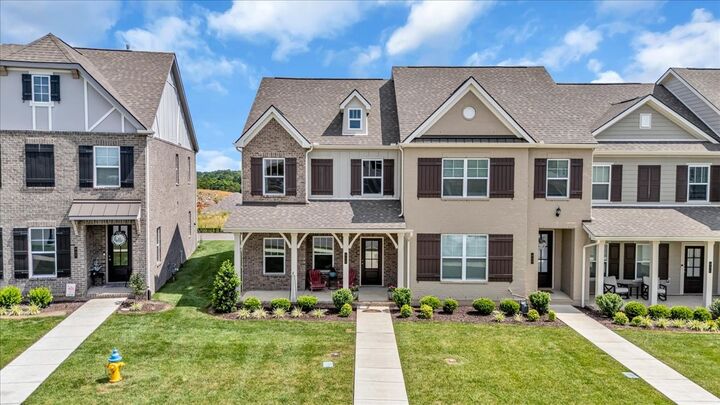 Property Photo: 935 Nance Ln TN 37087