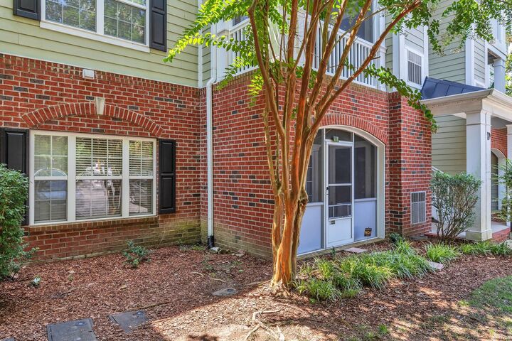 Property Photo:  4848 Bevendean Dr 6  TN 37211 