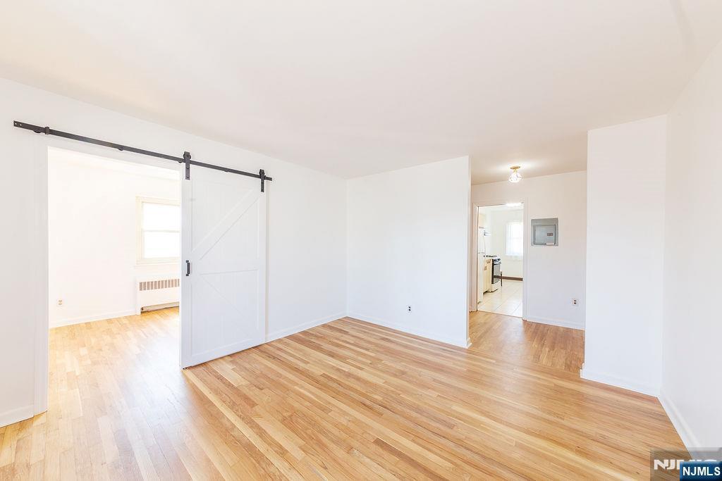 Property Photo:  55 Schuyler Avenue 20  NJ 07031 