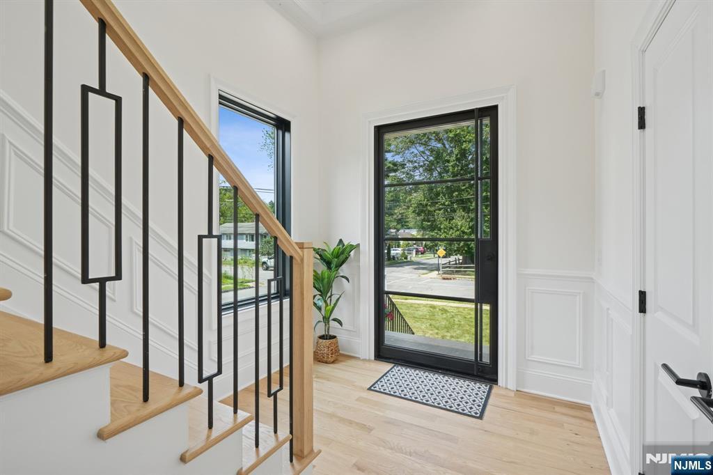 Property Photo:  13 Beverly Road  NJ 07039 