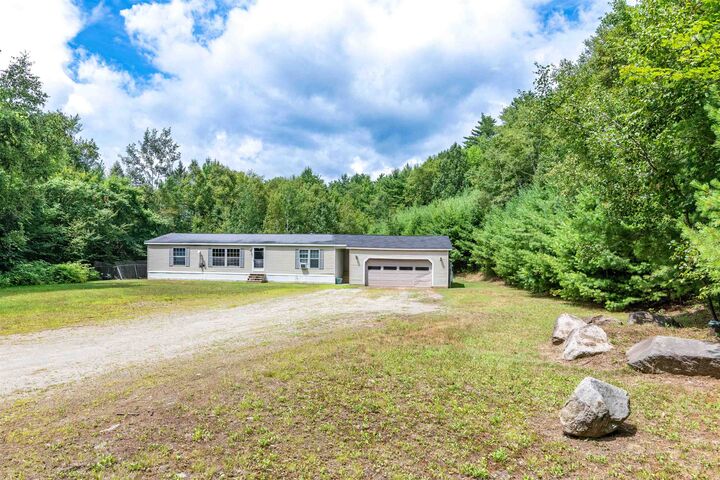 Property Photo: 2528 Lime Kiln Road NH 03774