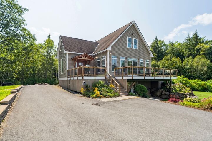 Property Photo: 994 Route 114 NH 03260
