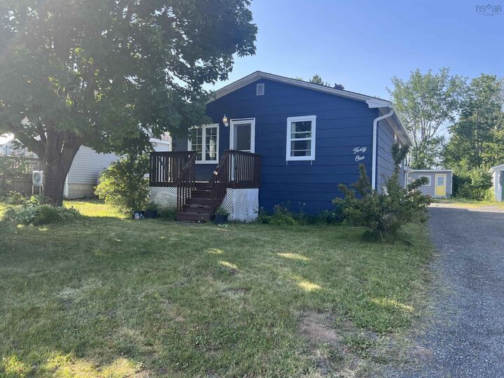 41 Coll Avenue  Stellarton NS B0K 1S0 photo
