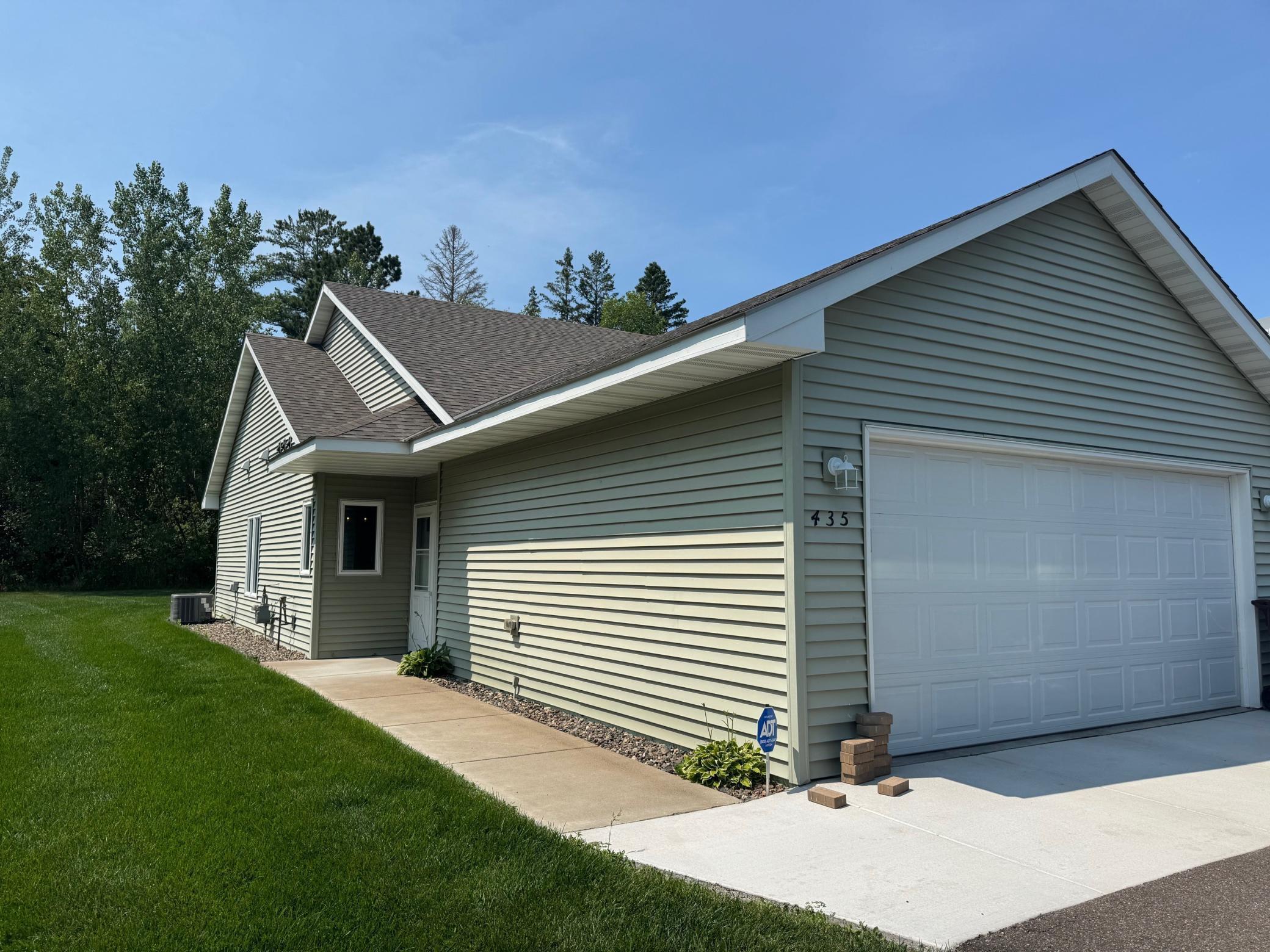 Property Photo: 435 Maplewood Court MN 56342