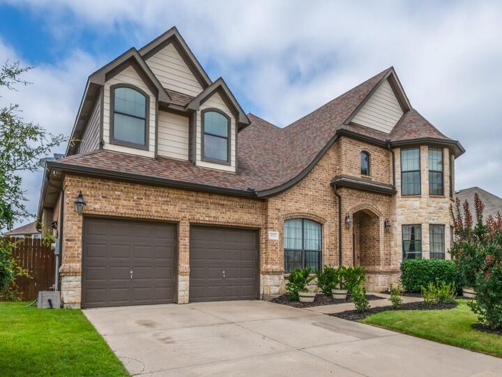 Property Photo: 8521 Bonanza Street TX 76227