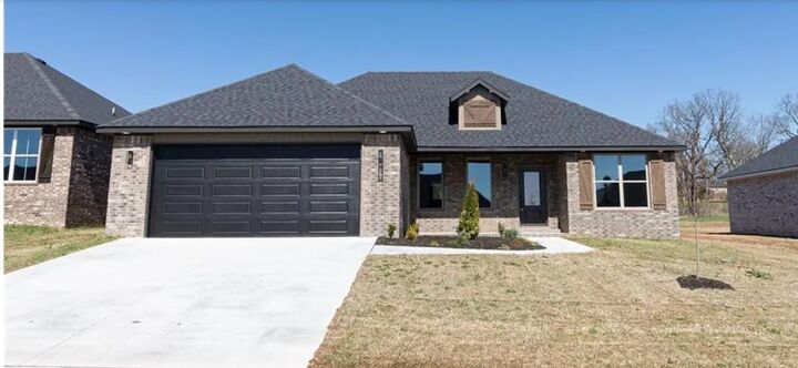 Property Photo: 872 Round Top Street AR 72753