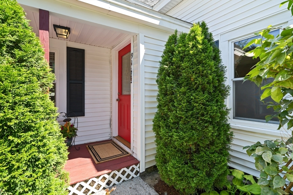 Property Photo:  91 Speen Street  MA 01760 