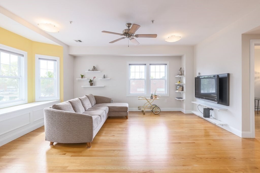 Property Photo:  23 Beech St 5  MA 01702 