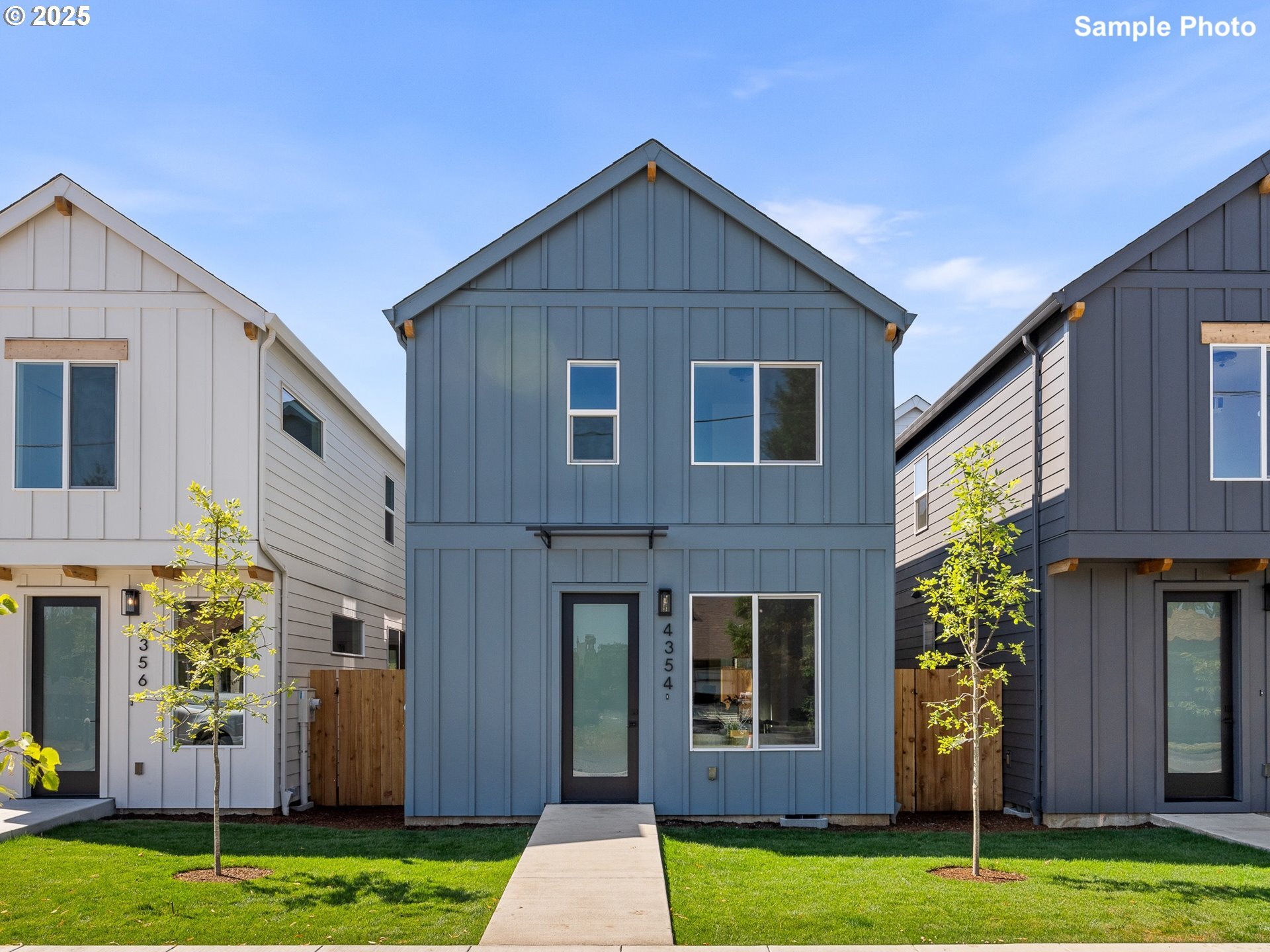 Property Photo: 4374 NE Going St OR 97218