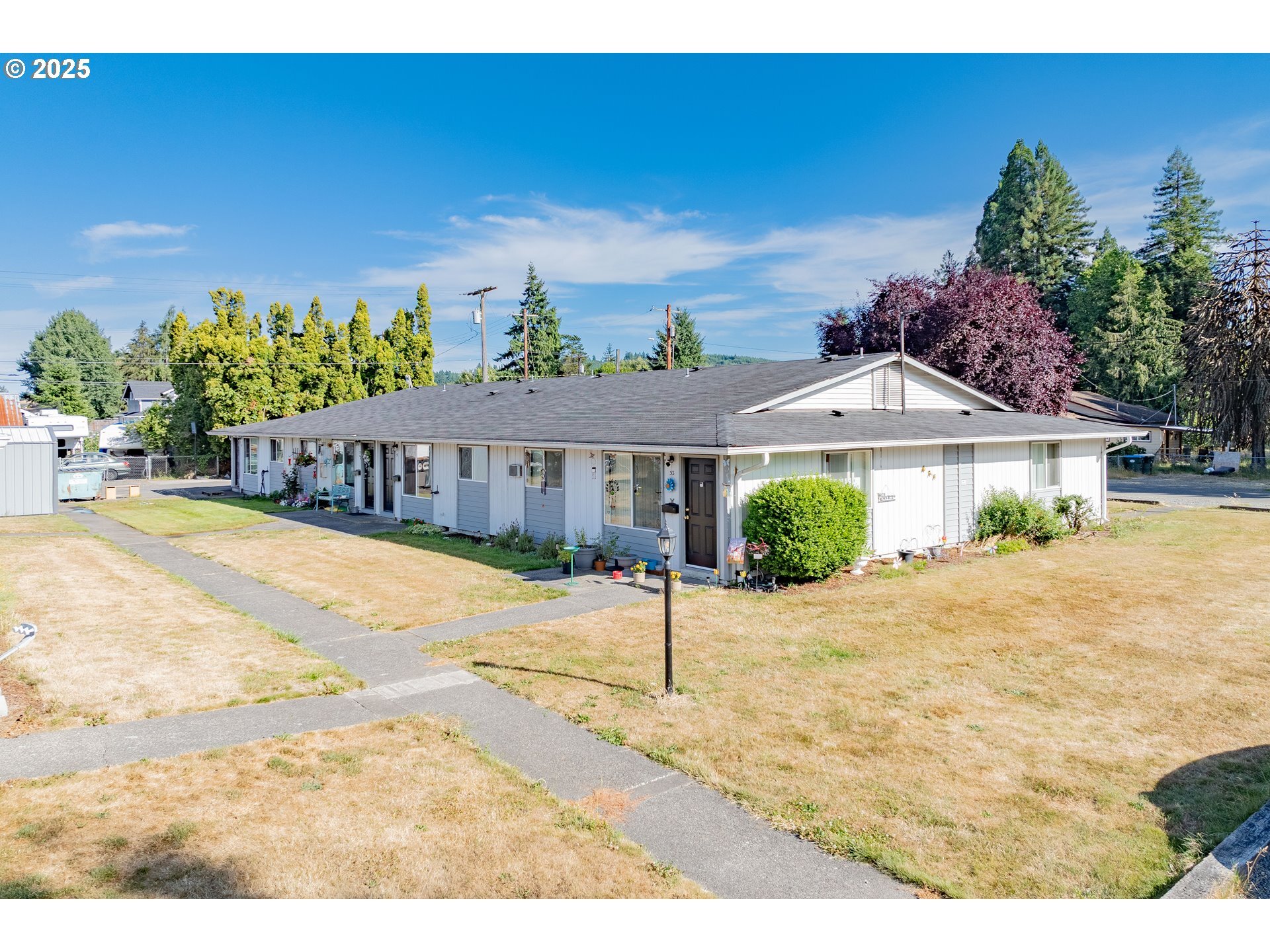 Property Photo: 1100 S Pearl St WA 98531