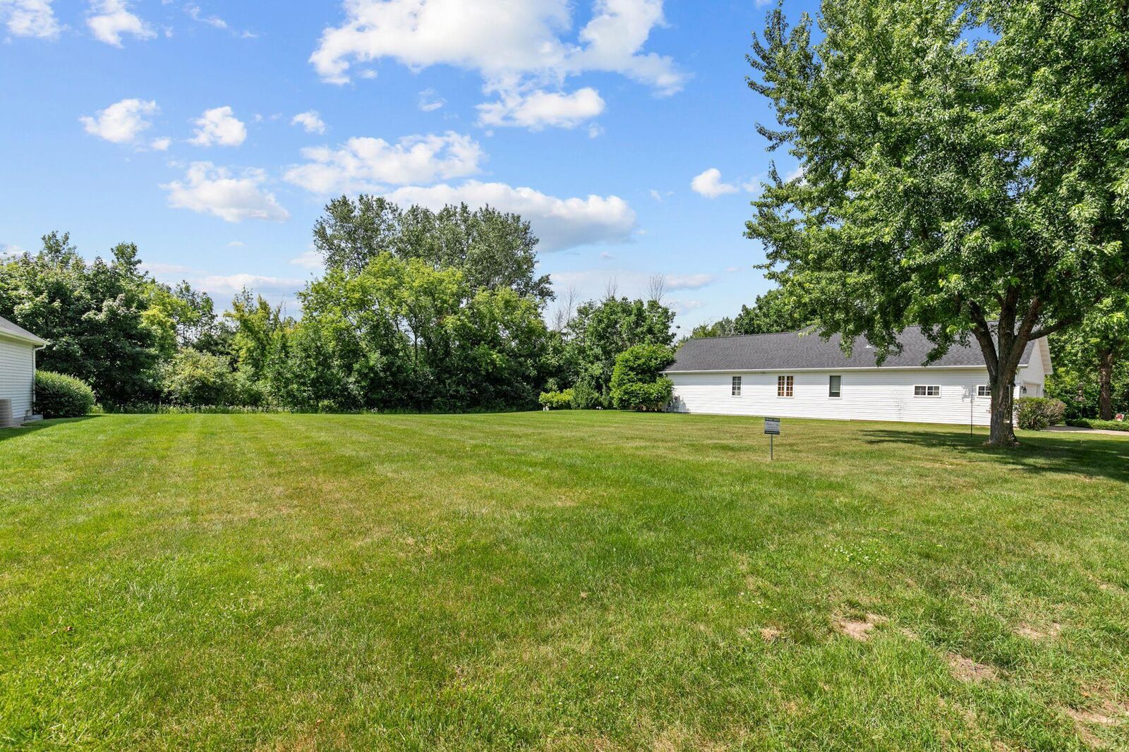 Property Photo:  4761 Westbrook Court 87  WI 54913 