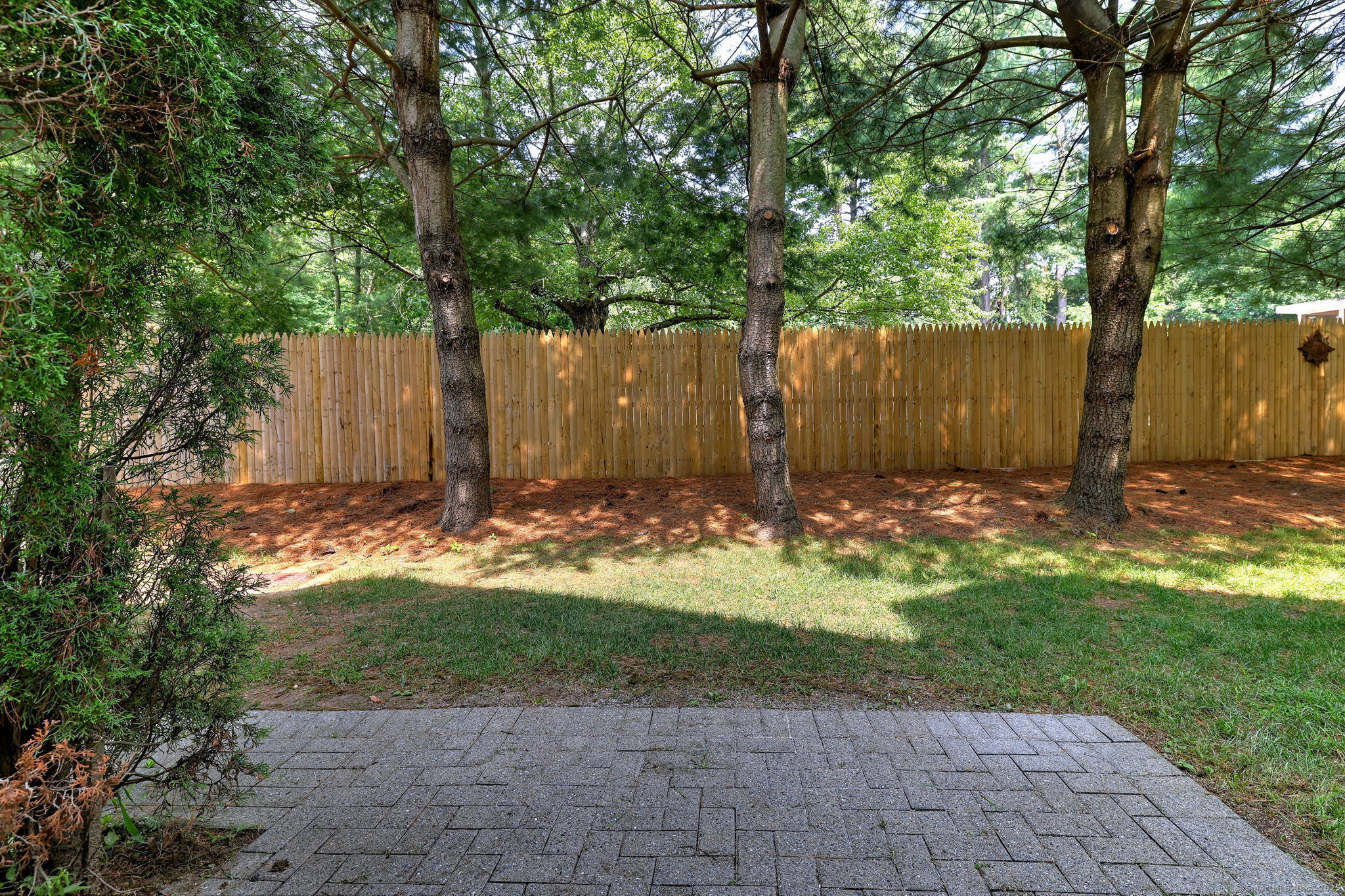 Property Photo:  659 West Avenue B5  CT 06461 