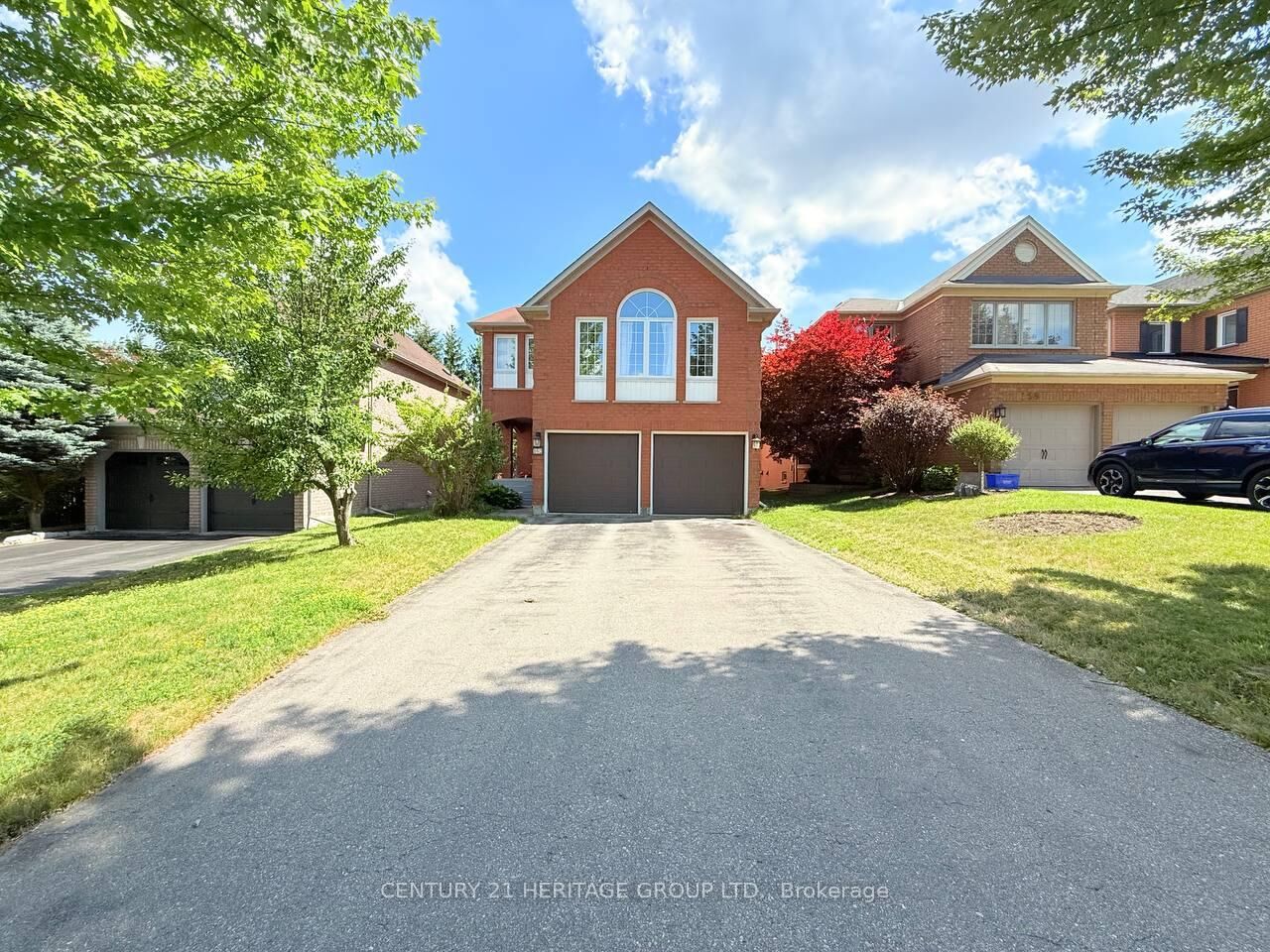 Photo de la propriété: 162 Widdifield Avenue ON L3X 1Z2