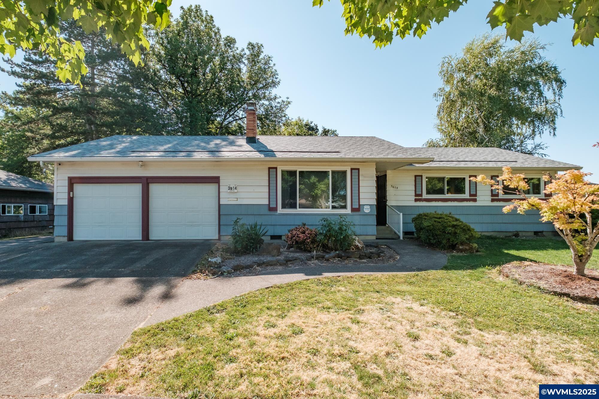 Property Photo: 3614 31st Av NE OR 97301