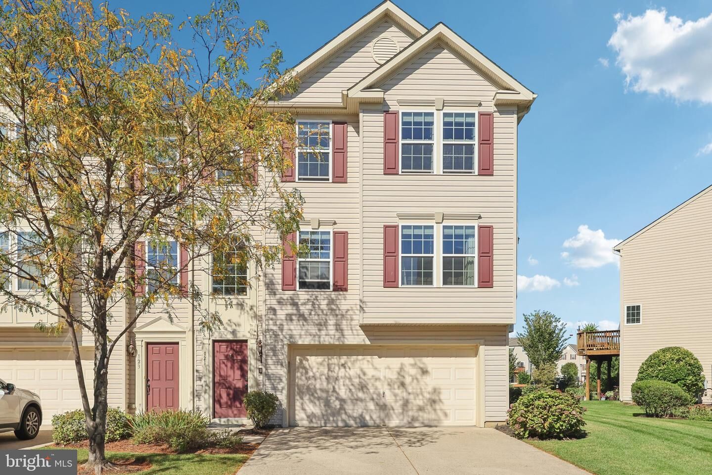 Property Photo:  121 Helen Drive  NJ 08077 