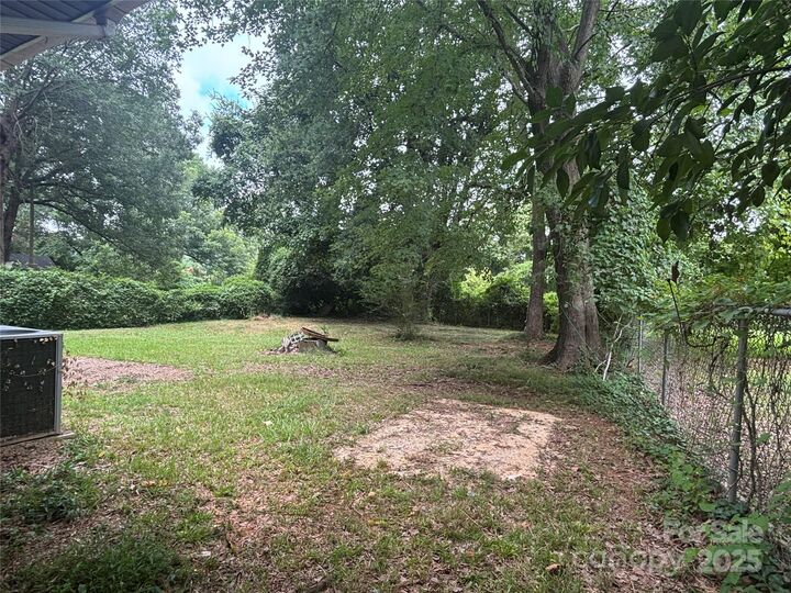 Property Photo: 349 Fannie Circle NC 28205