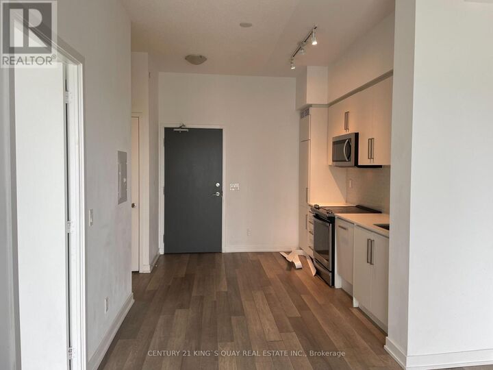 Property Photo: 5180 Yonge Street 2403 ON M2N 5P6