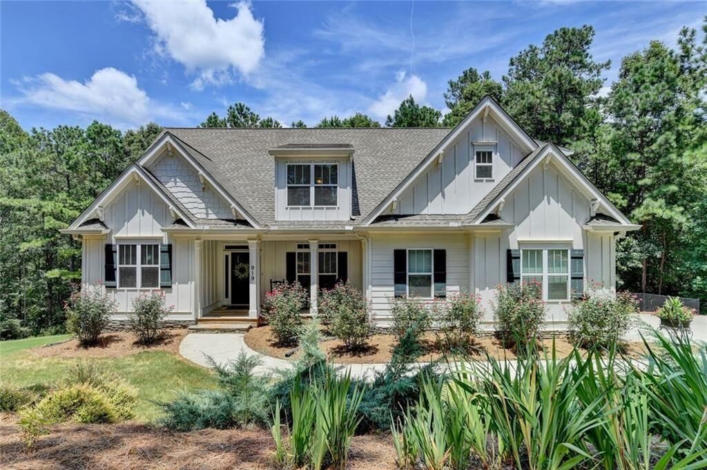 Property Photo: 919 Fields Chapel Road GA 30114