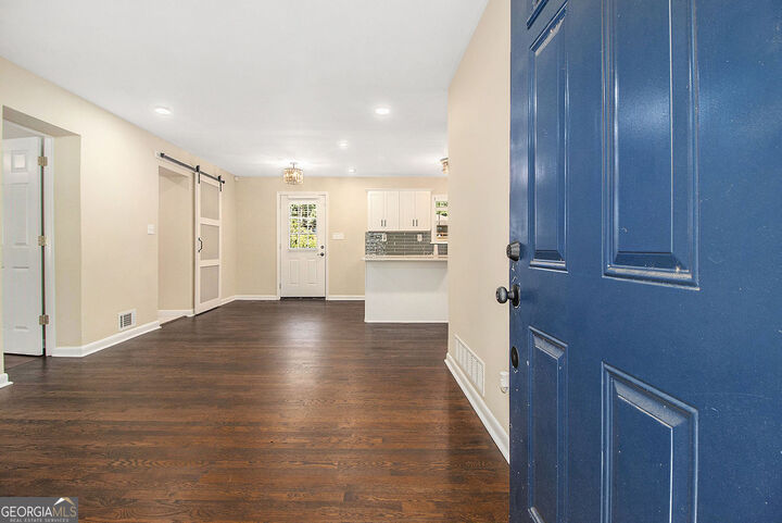 Property Photo: 1975 Glenmar Drive GA 30032
