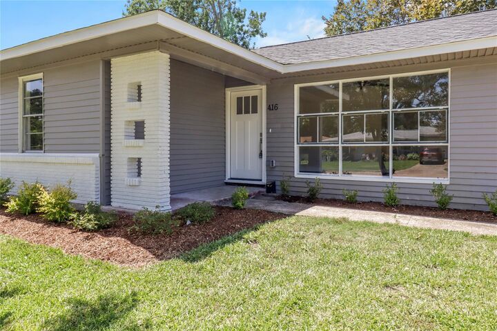 Property Photo:  416 Wisteria Street  TX 77566 