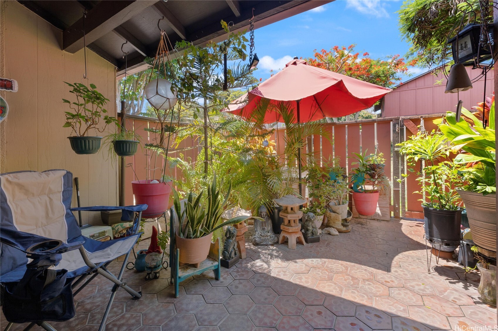 Property Photo: 94-1408 Lanikuhana Avenue 439 HI 96789