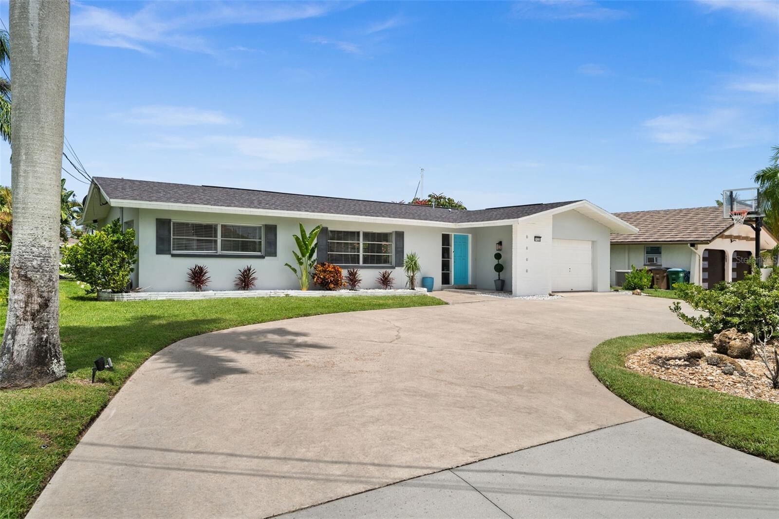 Property Photo:  5122 SW 3rd Avenue  FL 33914 