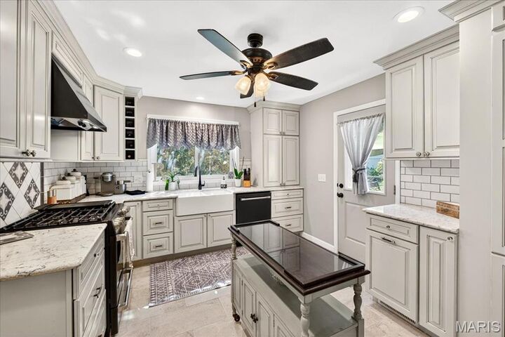 Property Photo:  316 Portwind Place  MO 63021 