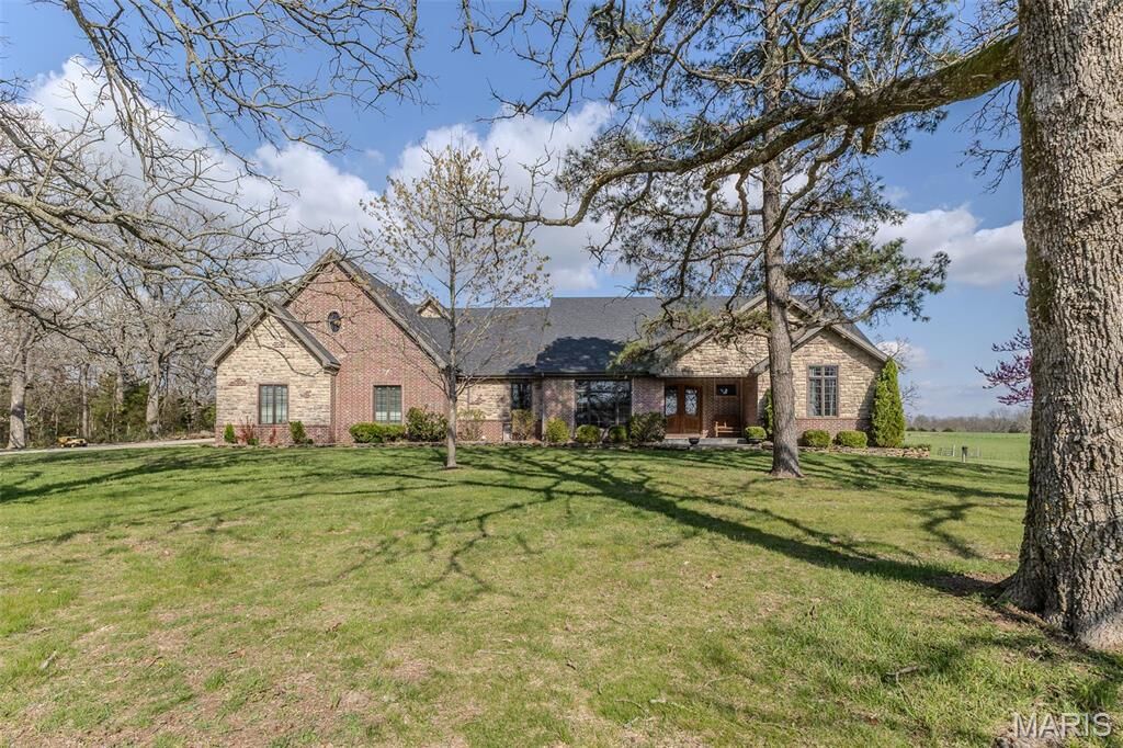 Property Photo: 19800 Providence Drive MO 65536