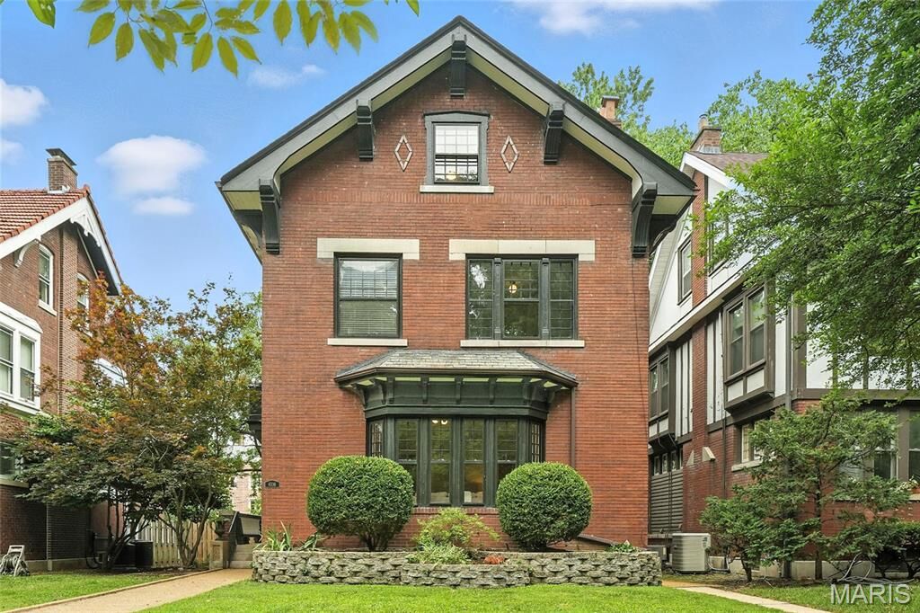 Property Photo: 6336 Pershing Avenue MO 63130