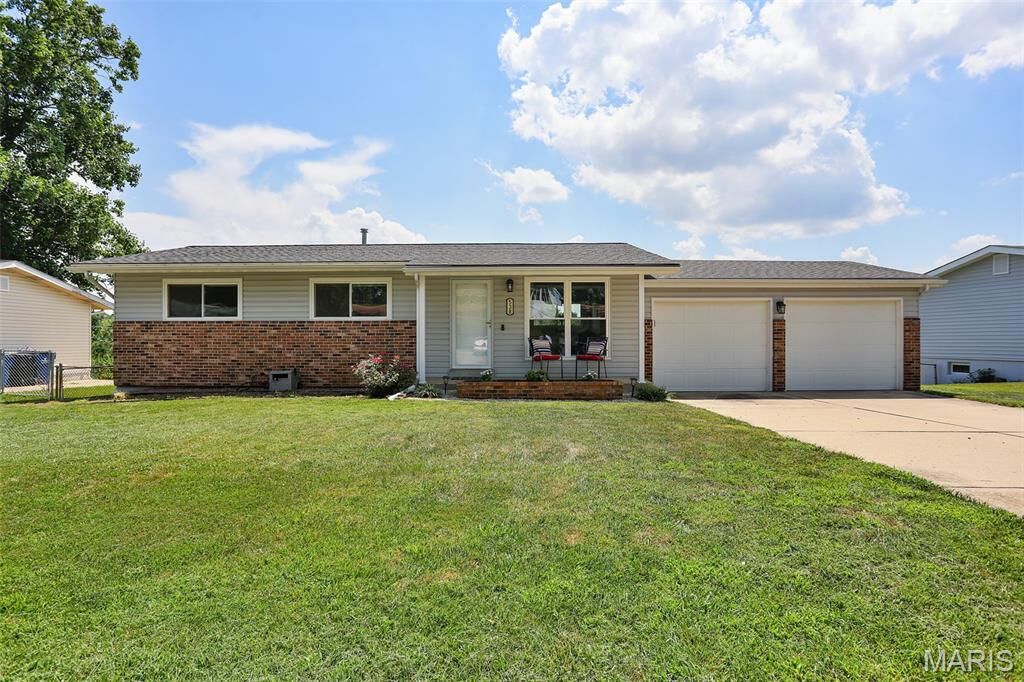 Property Photo: 538 Aqua Ridge Drive MO 63129