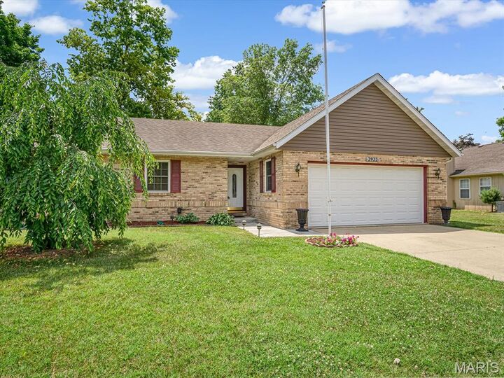 Property Photo:  2922 Spruce Hill Terrace  IL 62221 