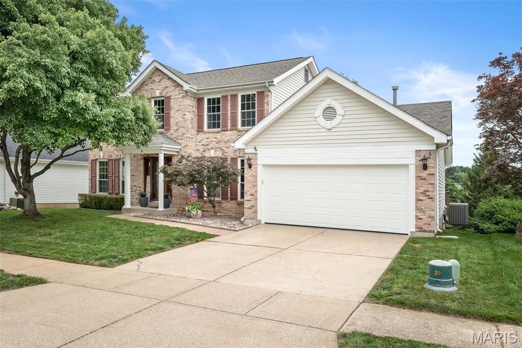 Property Photo:  1404 Summerpoint Lane  MO 63026 