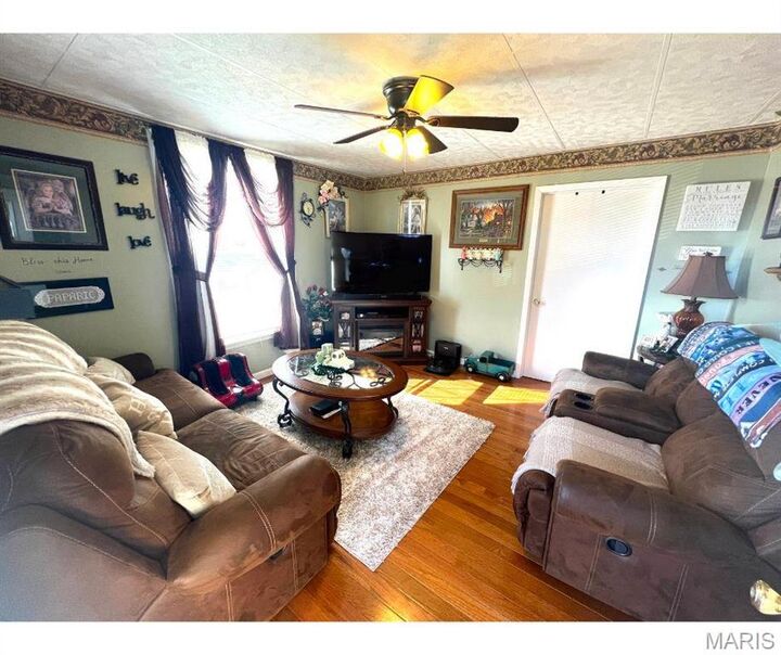 Property Photo:  606 Olive Street  MO 63401 