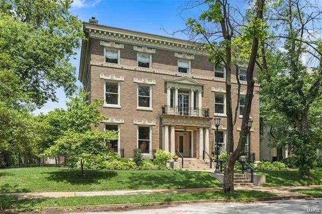 4969 Pershing Place 1  St Louis MO 63108 photo