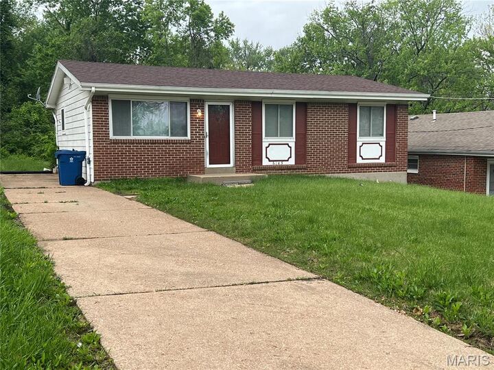 Property Photo: 6145 Payne Avenue MO 63135
