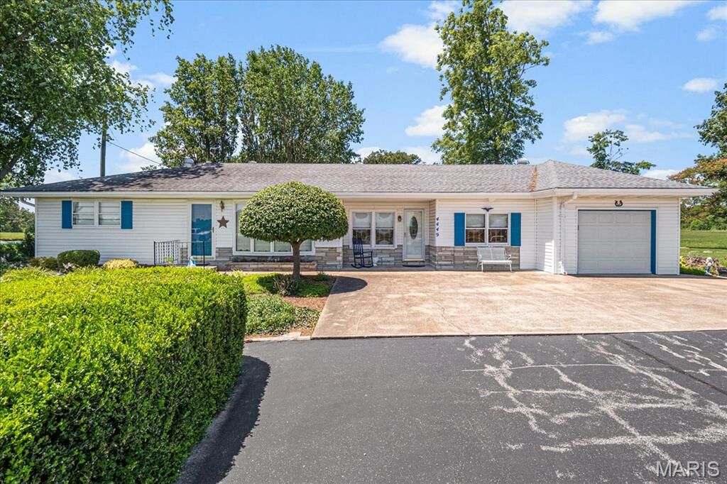 Property Photo:  4449 State Route 3  IL 62278 